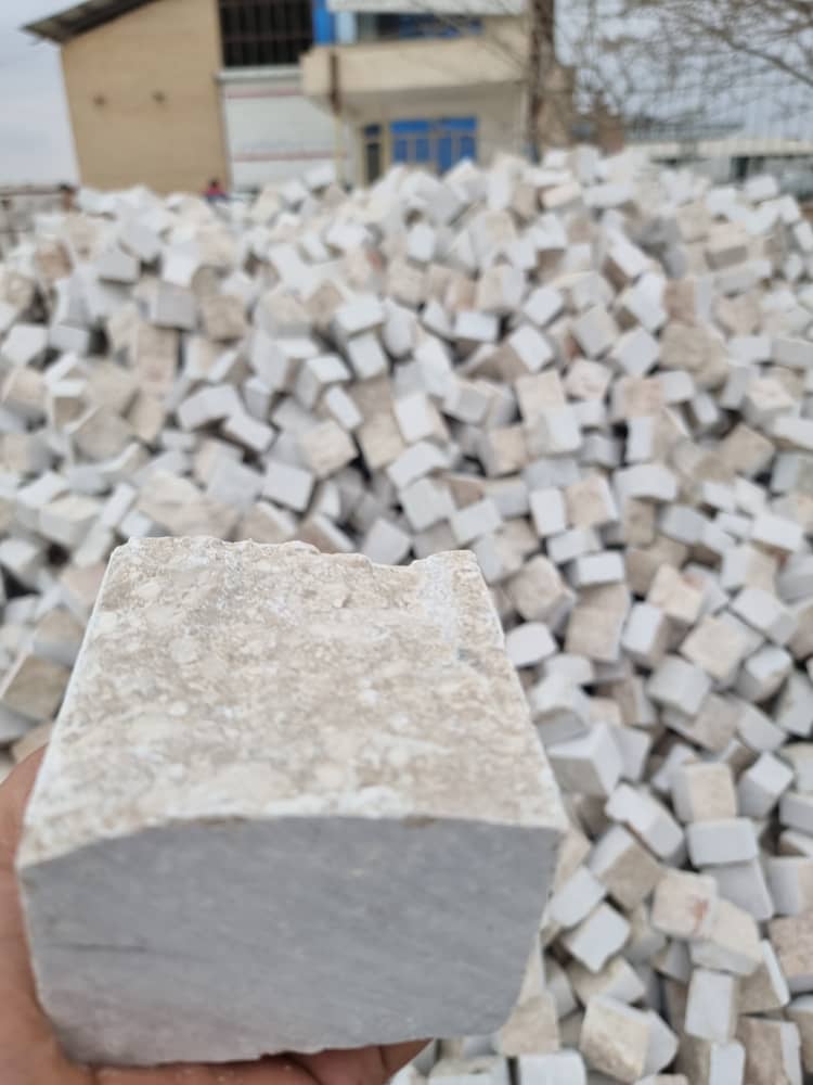 کوبیک مرمریت کرم